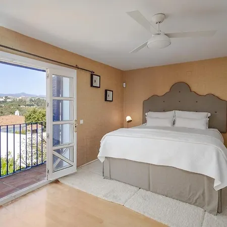 Villa Casa Del Sol By Hostlovers *